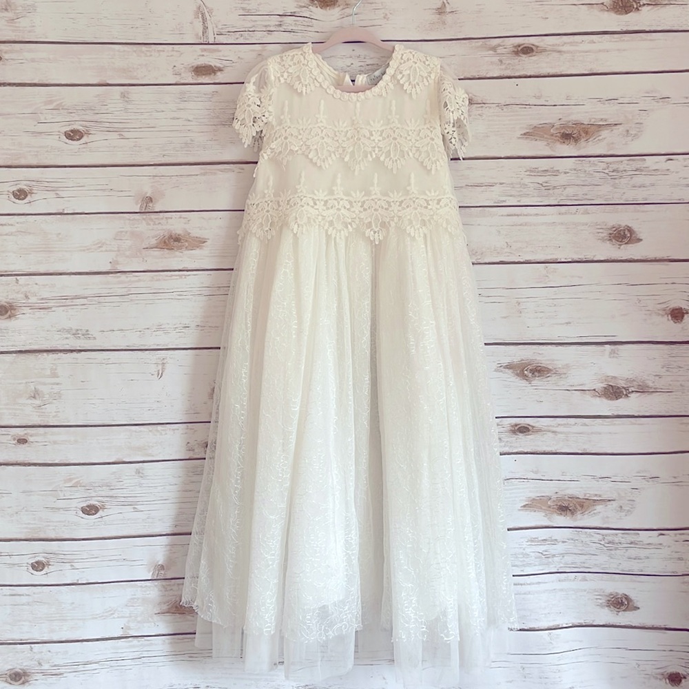 Trish scully kids cream color midi dress. Cotton lined for no itch